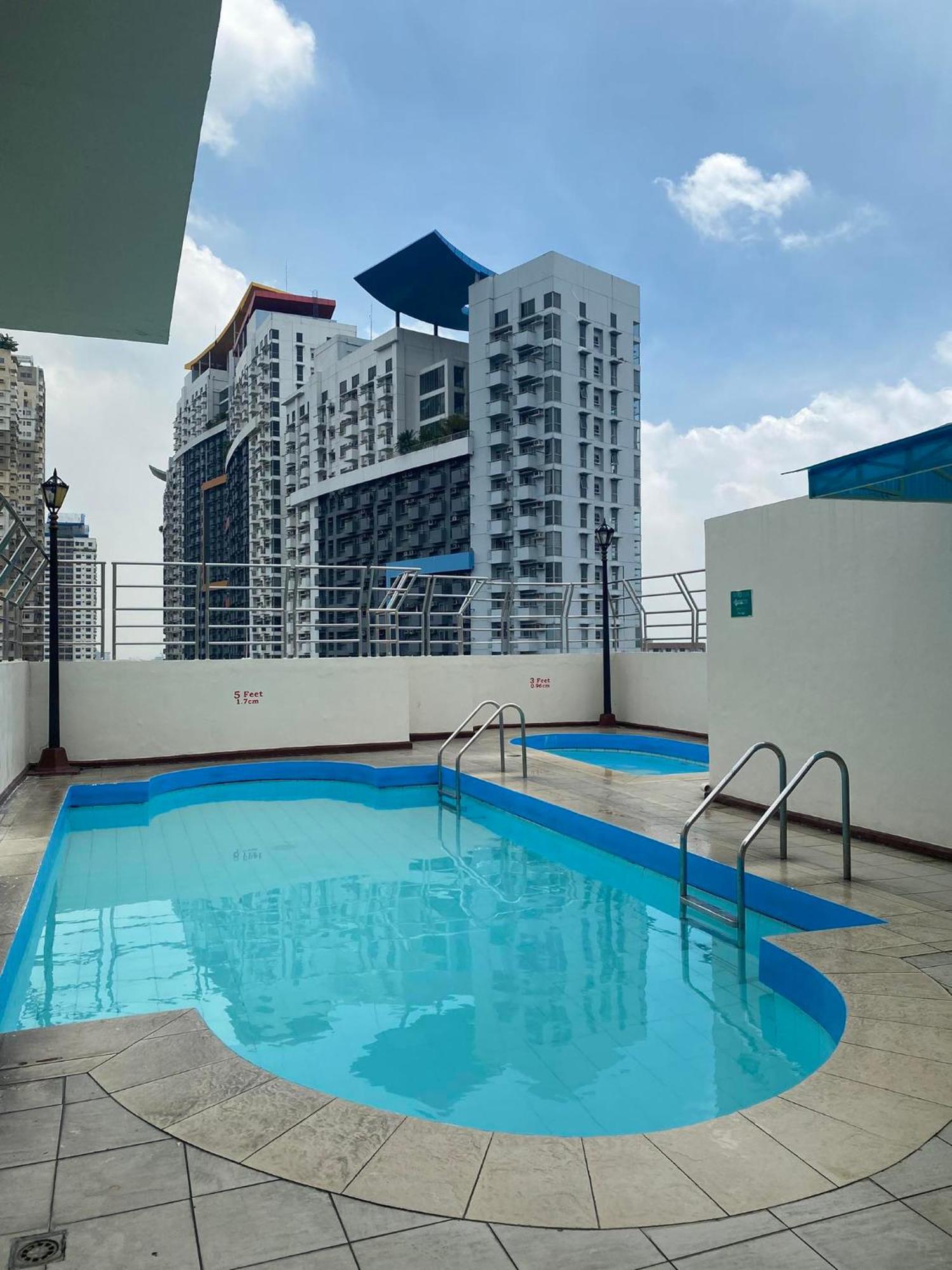 Fernandina 88 Suites Condo Cubao Экстерьер фото