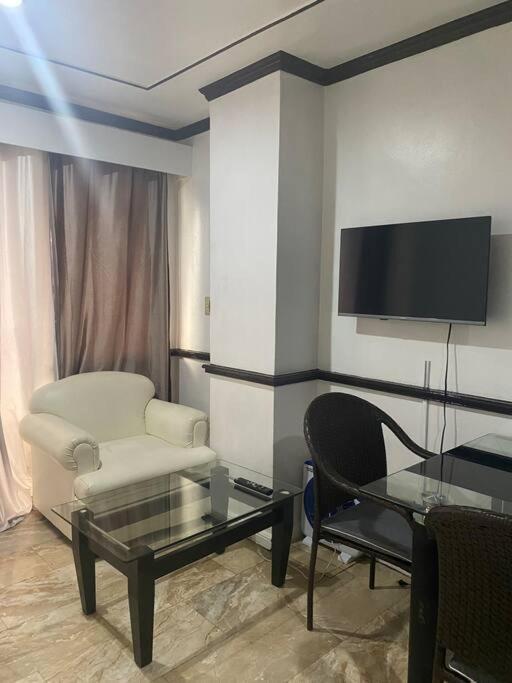 Fernandina 88 Suites Condo Cubao Экстерьер фото
